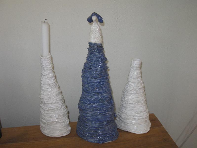 2008 delfts blauwe vrouwe met verlichting.JPG